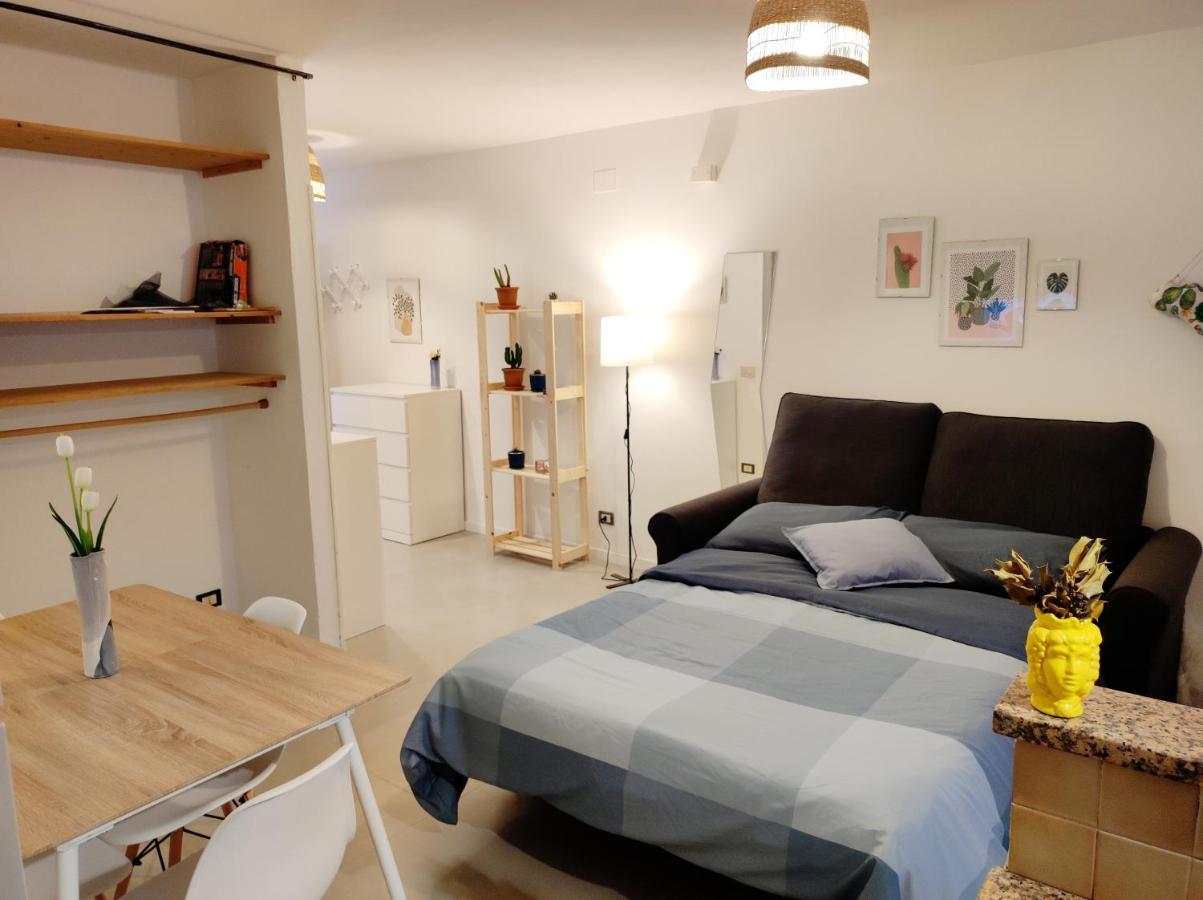 Loft Con Cortiletto - 100 Meters From The Beach Leilighet Cefalù Eksteriør bilde